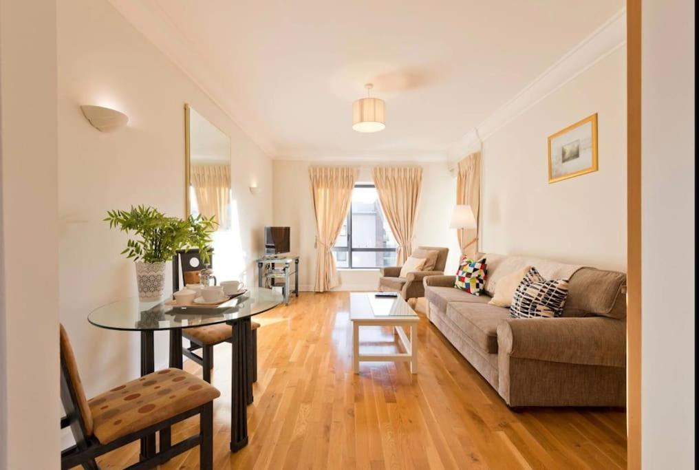 Luxury Apartment In D1 Dublin Zewnętrze zdjęcie